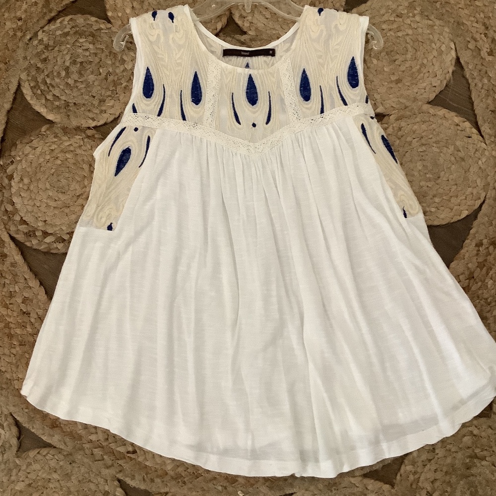 Hazel Embroidered Sleeveless Top Size M